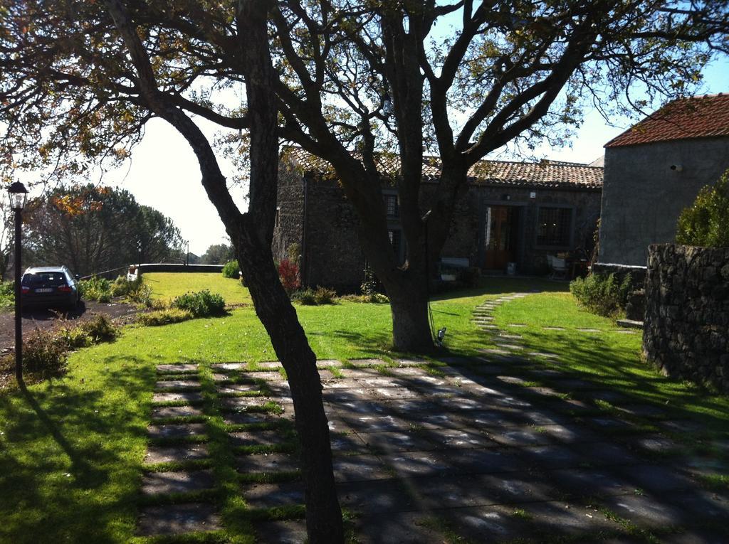B&B Etna 1703 Belpasso Exterior photo